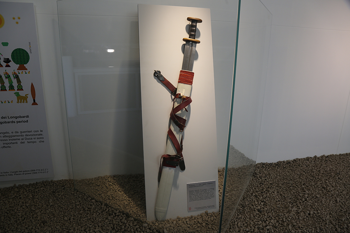 Le armi e il potere_05.jpg